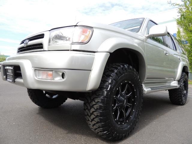 2000 Toyota 4Runner SPORT SR5 / 4X4 / Sunroof / LIFTED LIFTED - Photo 40 - Portland, OR 97217