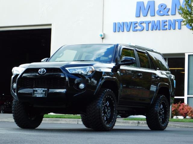 2016 Toyota 4Runner SR5 / 4WD / Navi / Backup Camera/ LIFTED LIFTED - Photo 46 - Portland, OR 97217