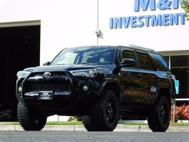 2016 Toyota 4Runner SR5 / 4WD / Navi / Backup Camera/ LIFTED LIFTED - Photo 45 - Portland, OR 97217