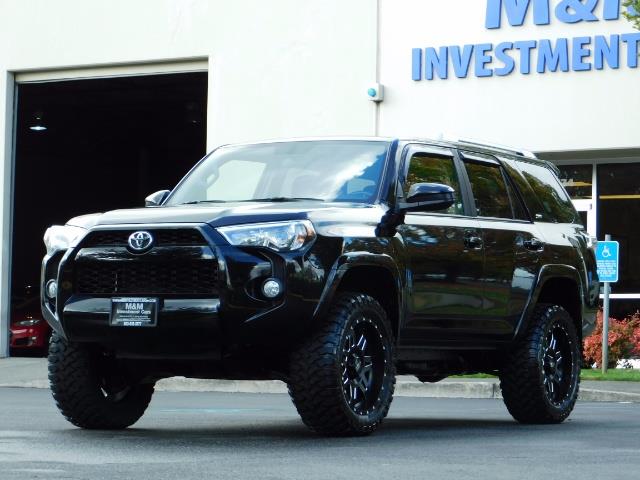 2016 Toyota 4Runner SR5 / 4WD / Navi / Backup Camera/ LIFTED LIFTED - Photo 51 - Portland, OR 97217