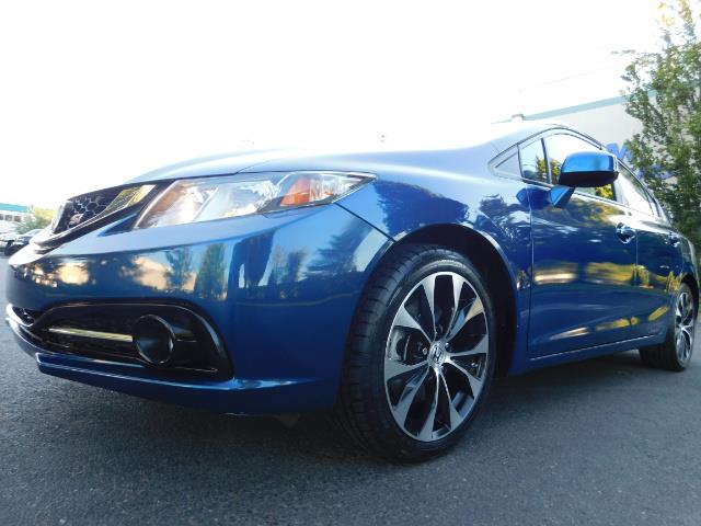 2013 Honda Civic Si / Spoiler / Sunroof / 6-SPEED MANUAL / 1-OWNER - Photo 11 - Portland, OR 97217
