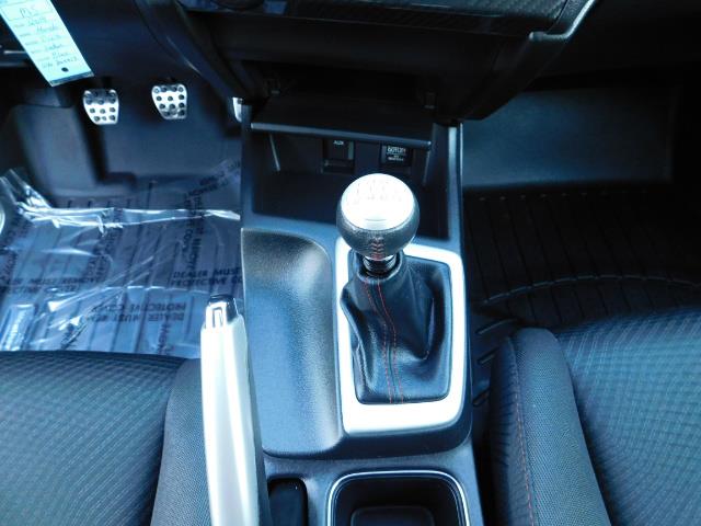2013 Honda Civic Si / Spoiler / Sunroof / 6-SPEED MANUAL / 1-OWNER - Photo 20 - Portland, OR 97217