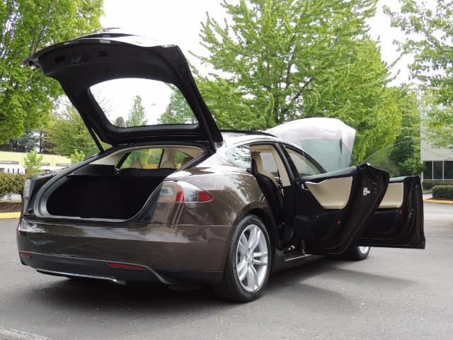 2013 Tesla Model S Signature 85kWh / Panorama Roof / Navigation / - Photo 29 - Portland, OR 97217