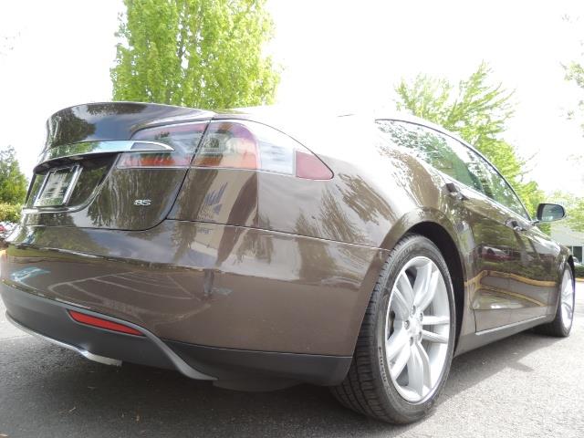 2013 Tesla Model S Signature 85kWh / Panorama Roof / Navigation / - Photo 12 - Portland, OR 97217