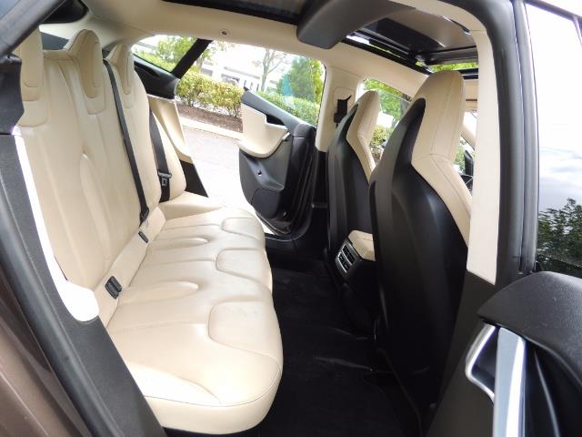 2013 Tesla Model S Signature 85kWh / Panorama Roof / Navigation / - Photo 16 - Portland, OR 97217