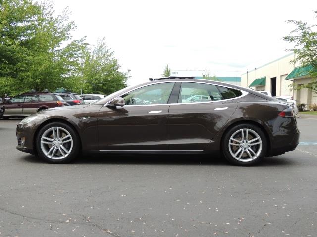 2013 Tesla Model S Signature 85kWh / Panorama Roof / Navigation / - Photo 3 - Portland, OR 97217