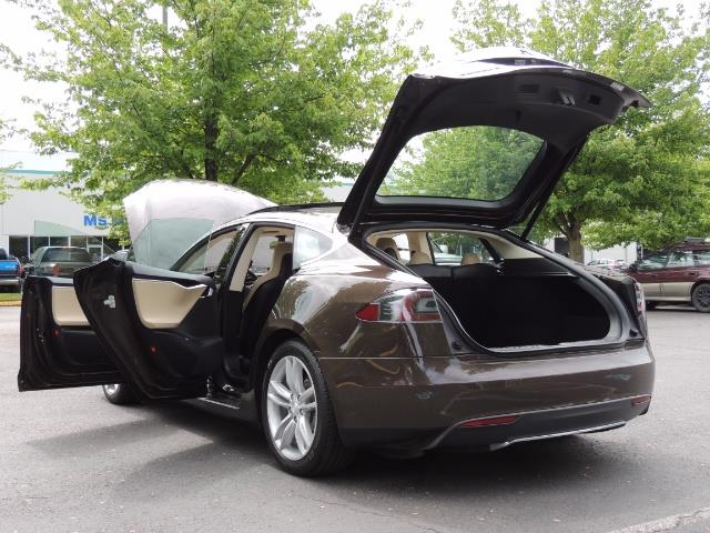 2013 Tesla Model S Signature 85kWh / Panorama Roof / Navigation / - Photo 27 - Portland, OR 97217