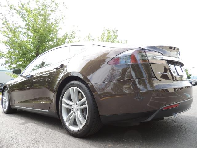 2013 Tesla Model S Signature 85kWh / Panorama Roof / Navigation / - Photo 11 - Portland, OR 97217
