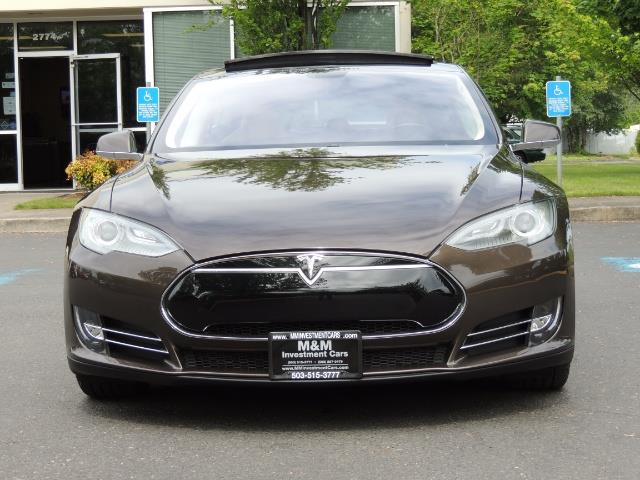 2013 Tesla Model S Signature 85kWh / Panorama Roof / Navigation / - Photo 5 - Portland, OR 97217