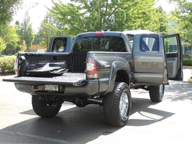 2012 Toyota Tacoma V6 / TRD SPORT / 4X4 / LIFTED LIFTED - Photo 29 - Portland, OR 97217
