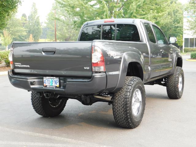 2012 Toyota Tacoma V6 / TRD SPORT / 4X4 / LIFTED LIFTED - Photo 8 - Portland, OR 97217