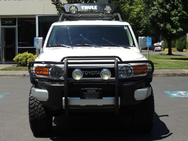2013 Toyota FJ Cruiser 4X4 / DIFF LOCKS / LIFTED / 1-OWNER - Photo 5 - Portland, OR 97217