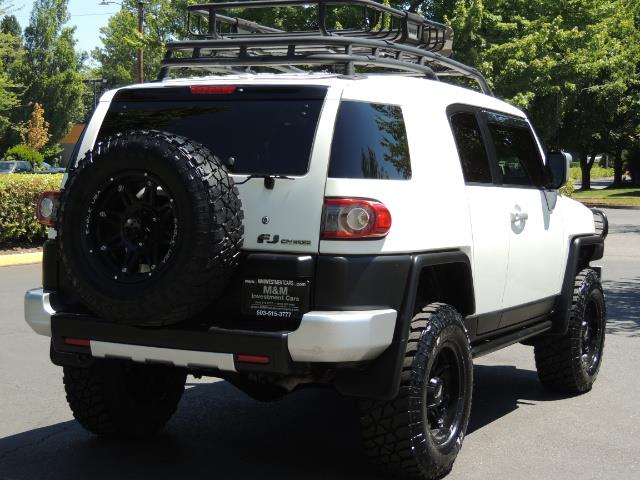 2013 Toyota FJ Cruiser 4X4 / DIFF LOCKS / LIFTED / 1-OWNER - Photo 8 - Portland, OR 97217