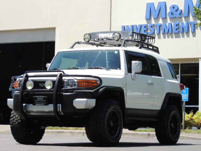 2013 Toyota FJ Cruiser 4X4 / DIFF LOCKS / LIFTED / 1-OWNER - Photo 40 - Portland, OR 97217