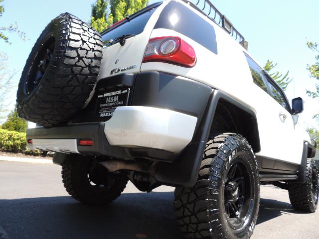 2013 Toyota FJ Cruiser 4X4 / DIFF LOCKS / LIFTED / 1-OWNER - Photo 12 - Portland, OR 97217