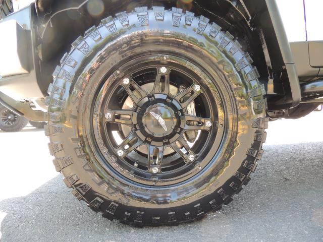 2013 Toyota FJ Cruiser 4X4 / DIFF LOCKS / LIFTED / 1-OWNER - Photo 23 - Portland, OR 97217