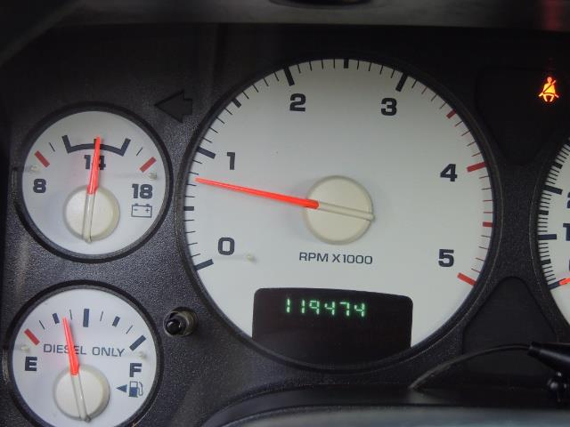 2003 Dodge Ram 2500 SLT 4dr / 4X4 / 5.9L Cummins Diesel High OutPut - Photo 36 - Portland, OR 97217