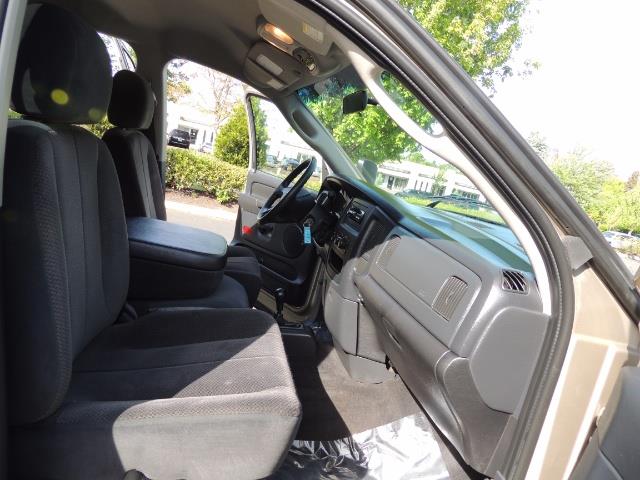 2003 Dodge Ram 2500 SLT 4dr / 4X4 / 5.9L Cummins Diesel High OutPut - Photo 17 - Portland, OR 97217