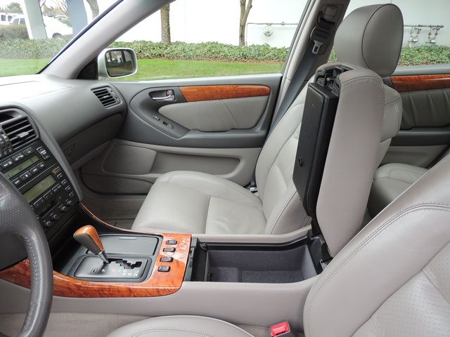 2000 Lexus GS 300 Platinum Edition / New Timing Belt / 92k miles - Photo 31 - Portland, OR 97217