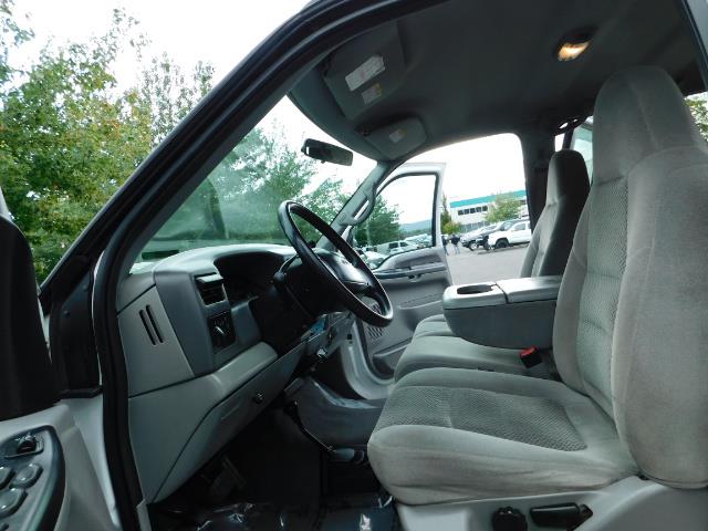 2001 Ford F-350 Super Duty XLT / 4X4 / 7.3L DIESEL / Excel Cond - Photo 14 - Portland, OR 97217