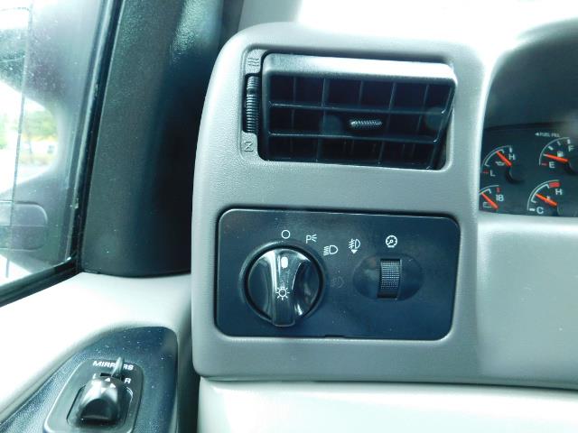 2001 Ford F-350 Super Duty XLT / 4X4 / 7.3L DIESEL / Excel Cond - Photo 38 - Portland, OR 97217