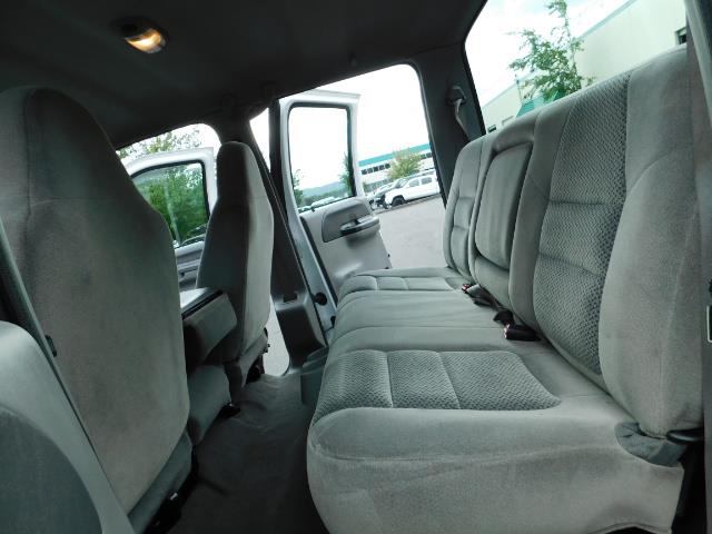 2001 Ford F-350 Super Duty XLT / 4X4 / 7.3L DIESEL / Excel Cond - Photo 15 - Portland, OR 97217