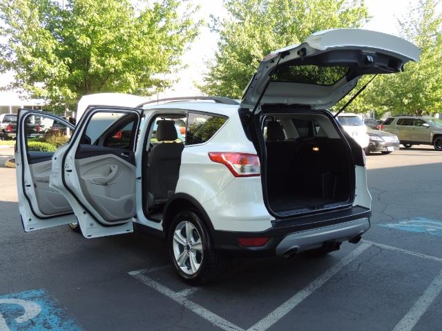 2014 Ford Escape SE / AWD / Panorama Sunroof/ Heated Seats / 1-OWNE - Photo 27 - Portland, OR 97217