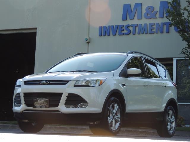 2014 Ford Escape SE / AWD / Panorama Sunroof/ Heated Seats / 1-OWNE - Photo 1 - Portland, OR 97217