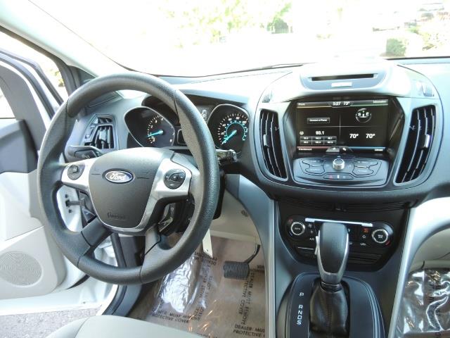 2014 Ford Escape SE / AWD / Panorama Sunroof/ Heated Seats / 1-OWNE - Photo 20 - Portland, OR 97217
