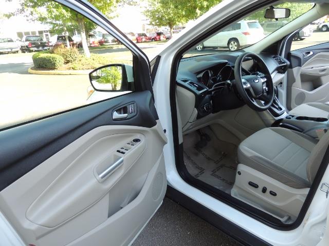 2014 Ford Escape SE / AWD / Panorama Sunroof/ Heated Seats / 1-OWNE - Photo 13 - Portland, OR 97217