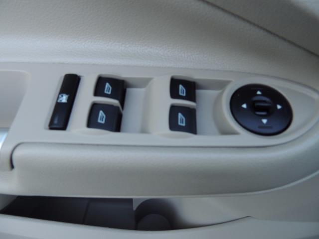 2014 Ford Escape SE / AWD / Panorama Sunroof/ Heated Seats / 1-OWNE - Photo 34 - Portland, OR 97217
