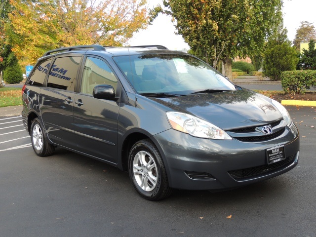 2008 toyota sienna le minivan fwd #4