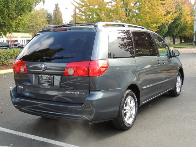 2008 Toyota sienna le power sliding doors