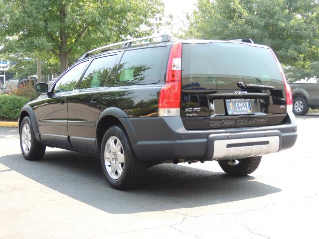 2006 Volvo XC70 2.5T / Cross Country / AWD / Leather /Heated seats - Photo 7 - Portland, OR 97217
