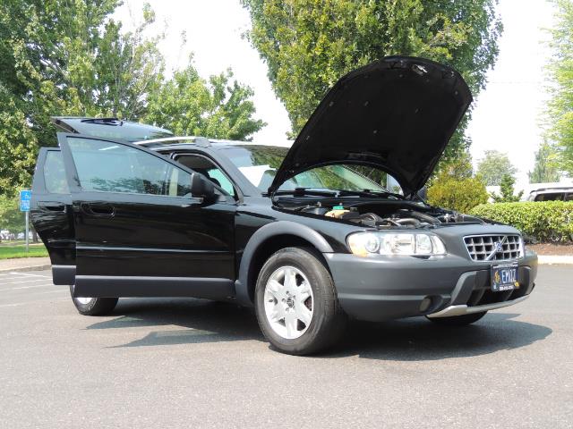 2006 Volvo XC70 2.5T / Cross Country / AWD / Leather /Heated seats - Photo 31 - Portland, OR 97217