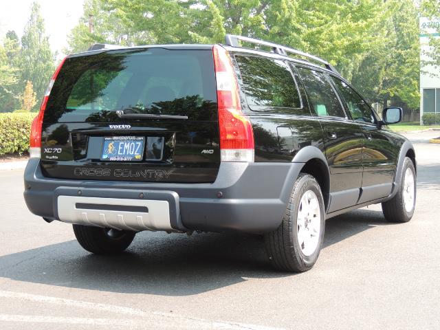 2006 Volvo XC70 2.5T / Cross Country / AWD / Leather /Heated seats - Photo 8 - Portland, OR 97217