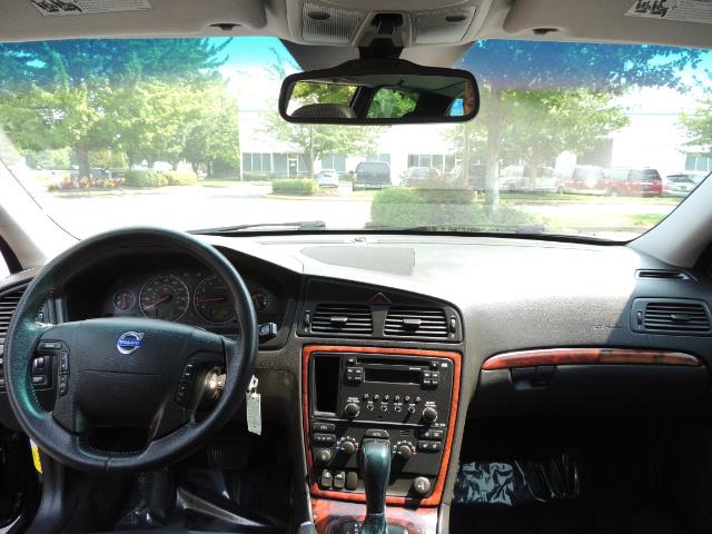 2006 Volvo XC70 2.5T / Cross Country / AWD / Leather /Heated seats - Photo 35 - Portland, OR 97217