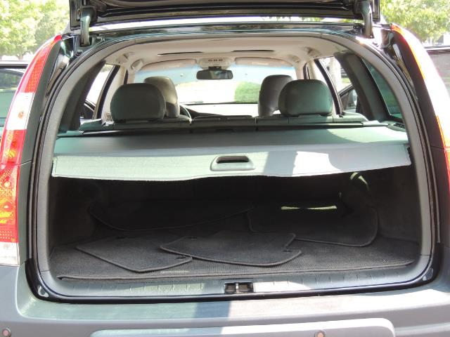 2006 Volvo XC70 2.5T / Cross Country / AWD / Leather /Heated seats - Photo 18 - Portland, OR 97217