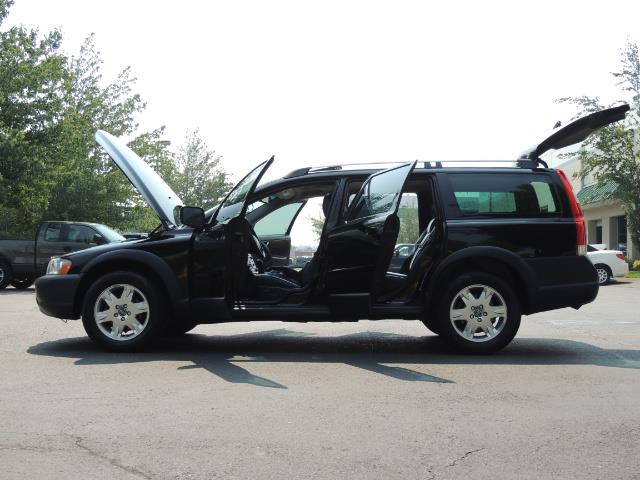 2006 Volvo XC70 2.5T / Cross Country / AWD / Leather /Heated seats - Photo 26 - Portland, OR 97217