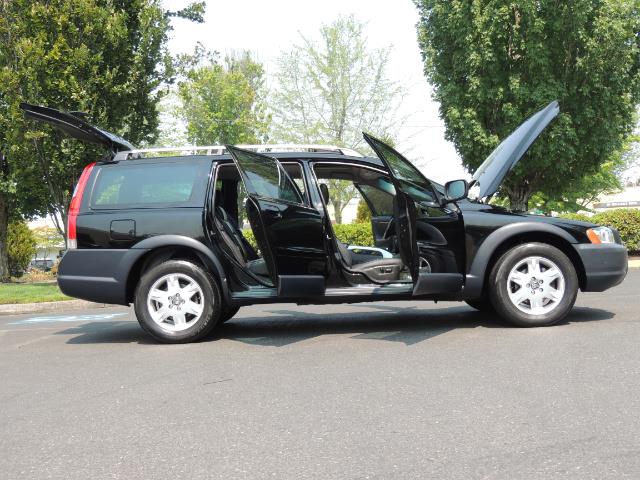 2006 Volvo XC70 2.5T / Cross Country / AWD / Leather /Heated seats - Photo 30 - Portland, OR 97217