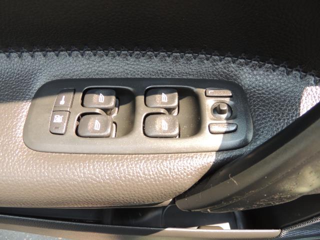 2006 Volvo XC70 2.5T / Cross Country / AWD / Leather /Heated seats - Photo 34 - Portland, OR 97217