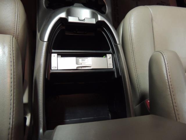 2006 Toyota Sequoia LIMITED 4X4 / 8 SEATS NAVi DVD / FRESH TIMING BELT - Photo 42 - Portland, OR 97217