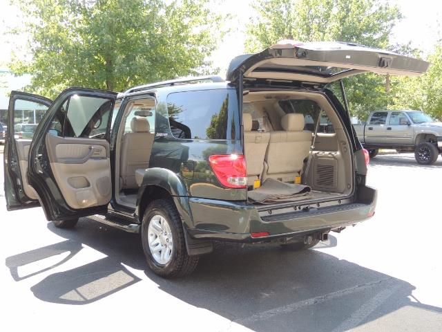2006 Toyota Sequoia LIMITED 4X4 / 8 SEATS NAVi DVD / FRESH TIMING BELT - Photo 25 - Portland, OR 97217