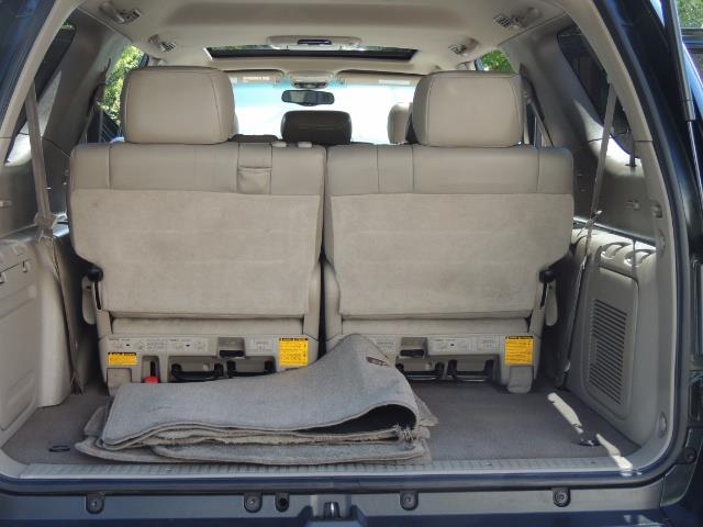 2006 Toyota Sequoia LIMITED 4X4 / 8 SEATS NAVi DVD / FRESH TIMING BELT - Photo 16 - Portland, OR 97217