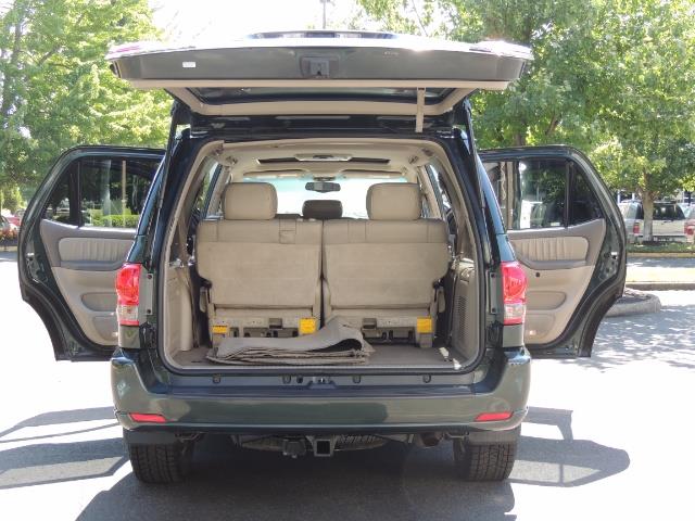 2006 Toyota Sequoia LIMITED 4X4 / 8 SEATS NAVi DVD / FRESH TIMING BELT - Photo 26 - Portland, OR 97217