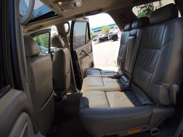 2006 Toyota Sequoia LIMITED 4X4 / 8 SEATS NAVi DVD / FRESH TIMING BELT - Photo 14 - Portland, OR 97217