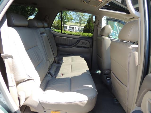 2006 Toyota Sequoia LIMITED 4X4 / 8 SEATS NAVi DVD / FRESH TIMING BELT - Photo 17 - Portland, OR 97217