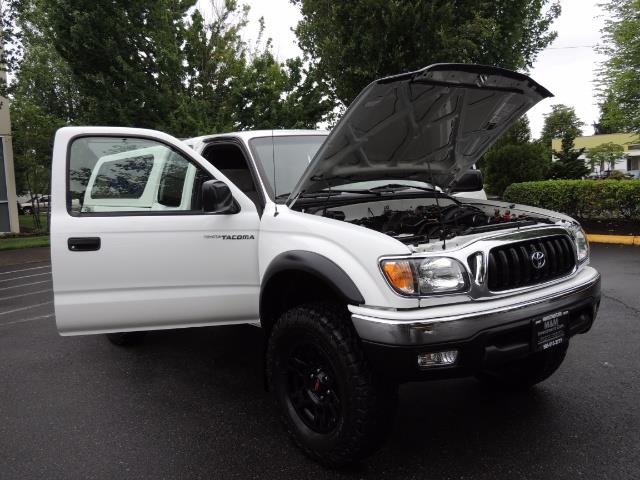 2004 Toyota Tacoma V6 2dr Xtracab / 4X4 / 5-SPEED / TRD SUPERCHARGED - Photo 30 - Portland, OR 97217