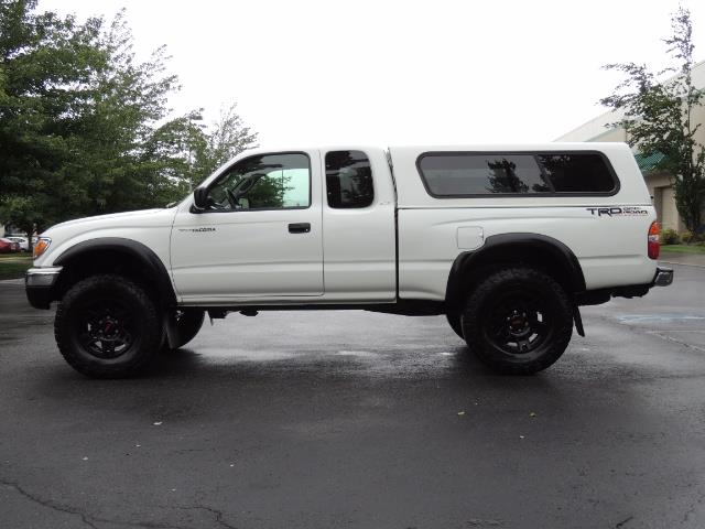 2004 Toyota Tacoma V6 2dr Xtracab / 4X4 / 5-SPEED / TRD SUPERCHARGED - Photo 3 - Portland, OR 97217