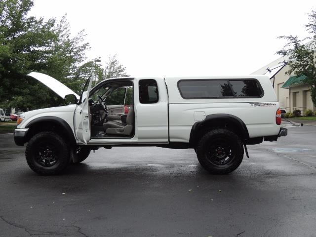 2004 Toyota Tacoma V6 2dr Xtracab / 4X4 / 5-SPEED / TRD SUPERCHARGED - Photo 26 - Portland, OR 97217
